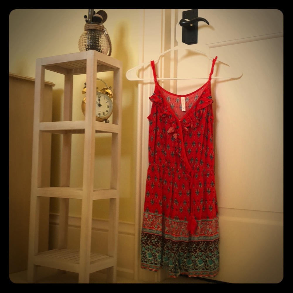 Xhilatation red romper woman’s size xs